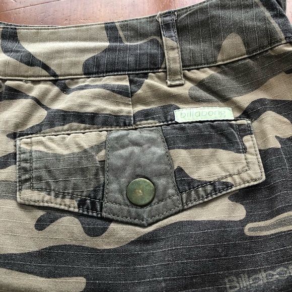 Billabong Green and Brown Camouflage Skorts - Picture 8 of 11